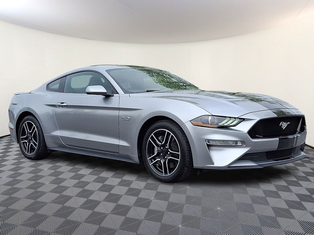 2020 Ford Mustang GT Coupe's photo