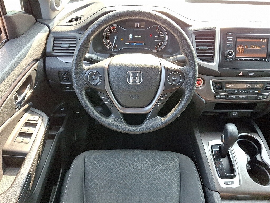 2017 Honda Ridgeline Sport photo 2