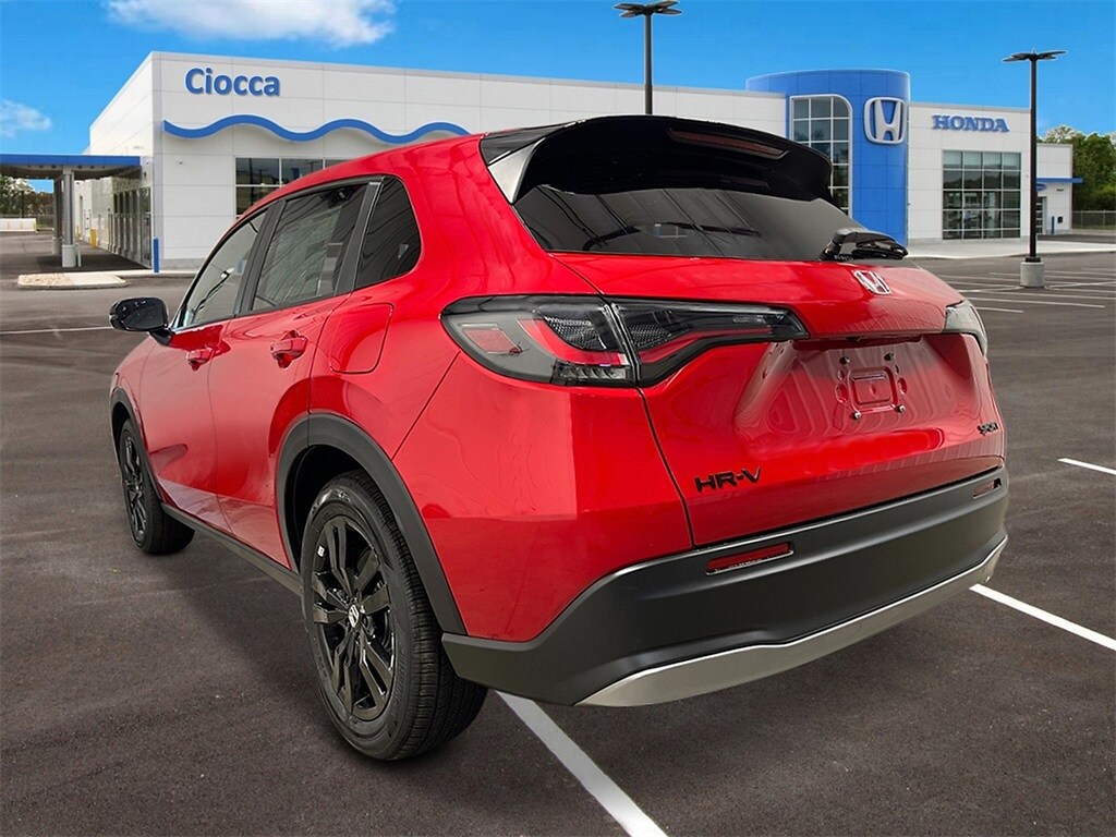 2026 Honda HR-V Sport photo 3