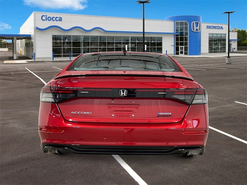 2025 Honda Accord Hybrid Sport-L photo 4