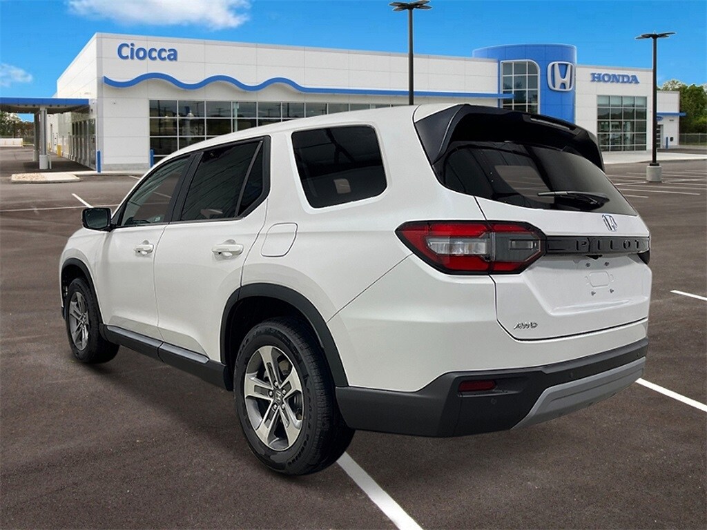 2025 Honda Pilot EX-L photo 3