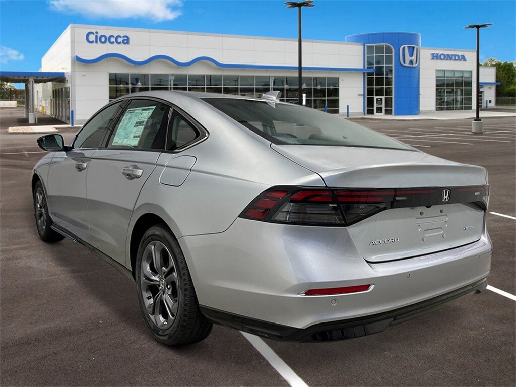 2025 Honda Accord Hybrid EX-L photo 3