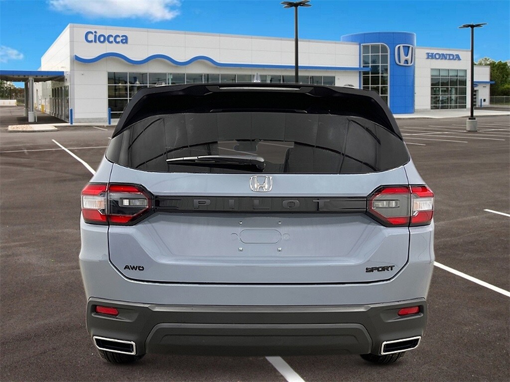 2025 Honda Pilot Sport photo 3