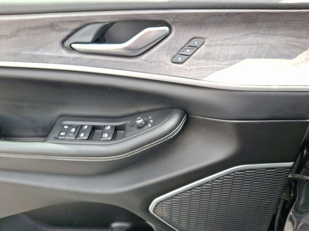 2022 Jeep Grand Cherokee Limited - Photo 15