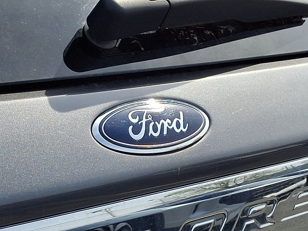 2023 Ford Explorer XLT - Photo 29