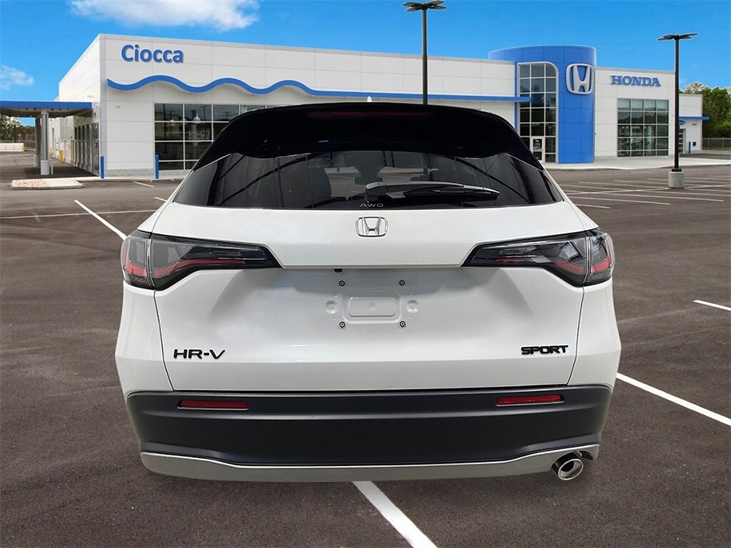 2026 Honda HR-V Sport photo 3