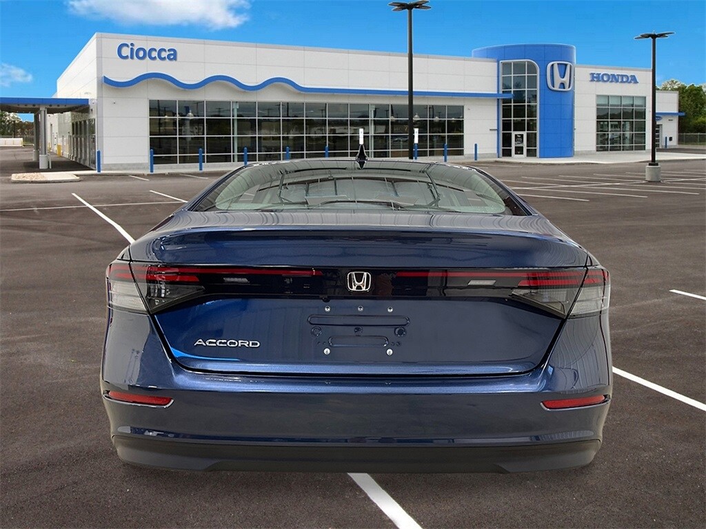 2025 Honda Accord SE photo 3