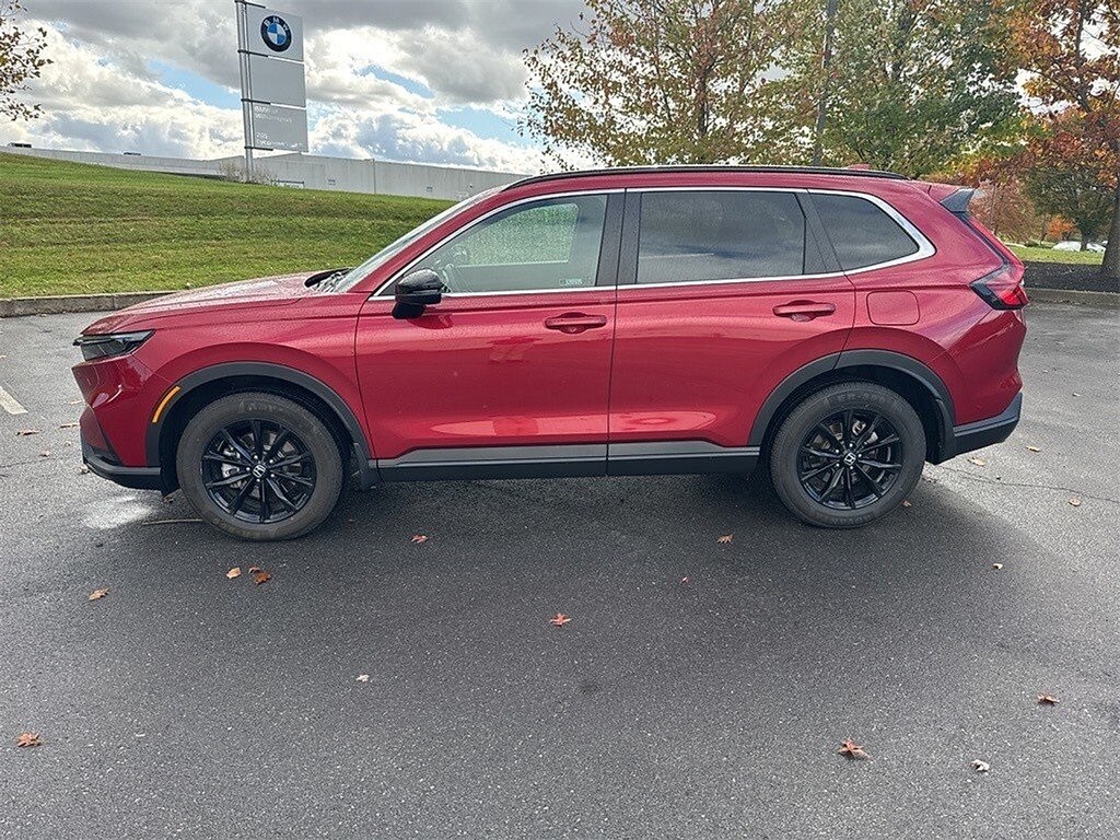 2023 Honda CR-V Hybrid Sport photo 3