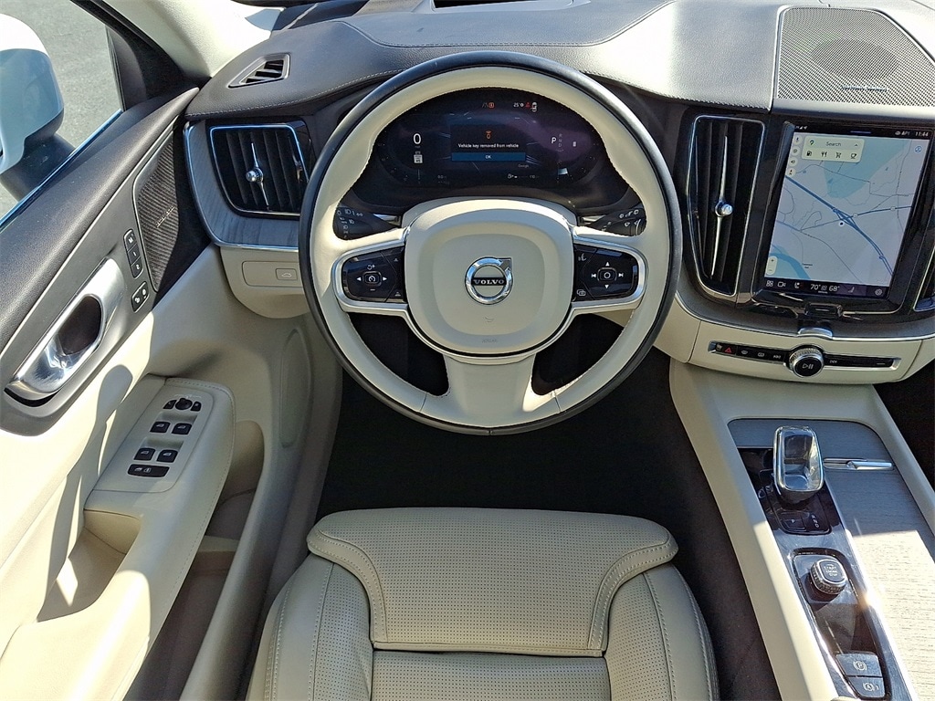 Used 2023 Volvo XC60 B5 Ultimate Bright Theme SUV