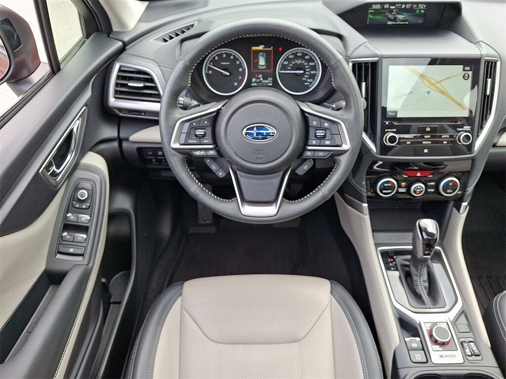 2022 Subaru Forester Limited photo 2