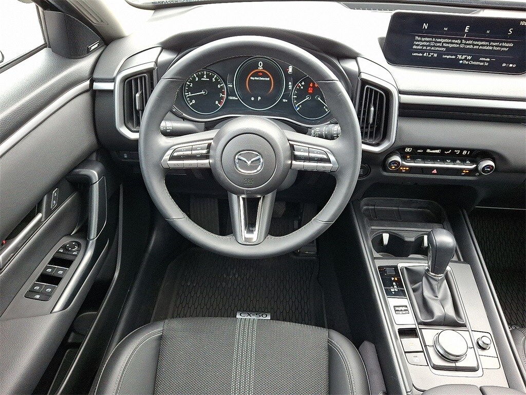 2024 Mazda CX-50 2.5 S Premium photo 2
