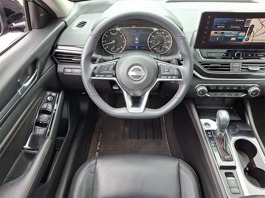 2023 Nissan Altima 2.5 SR photo 2