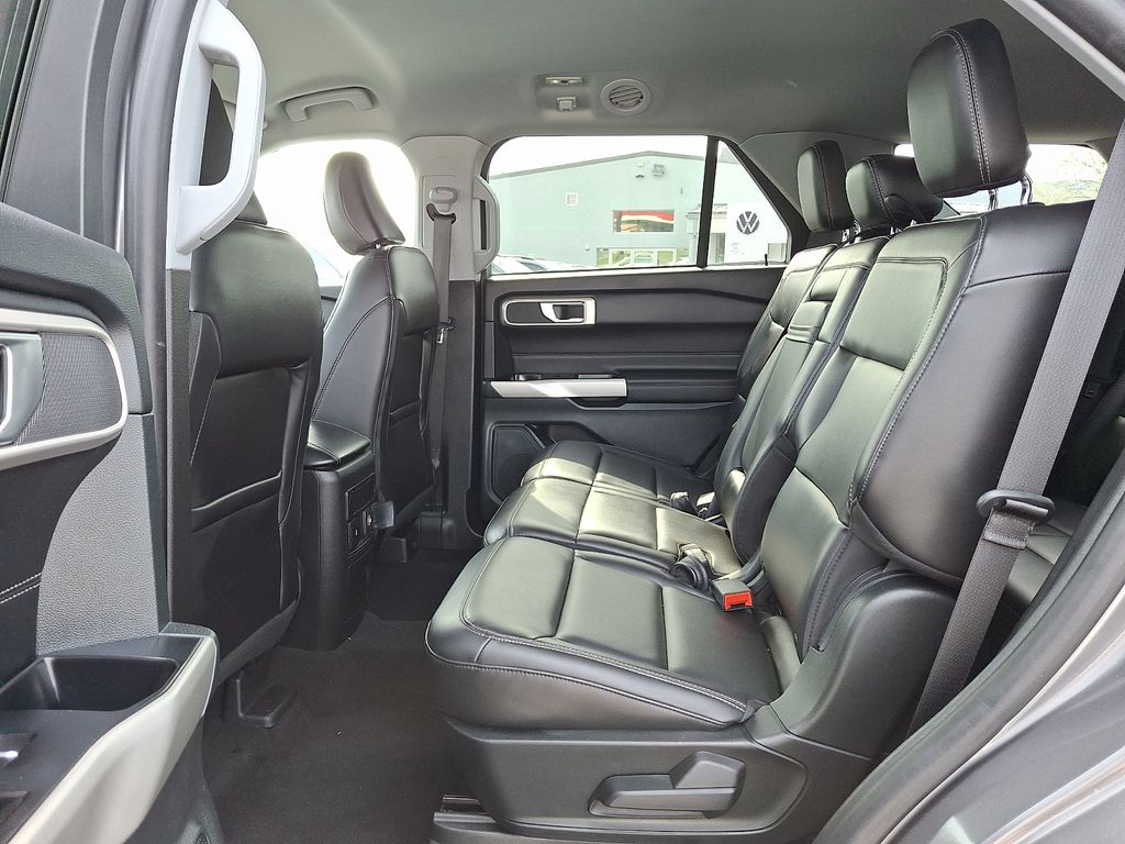 2023 Ford Explorer XLT - Photo 13