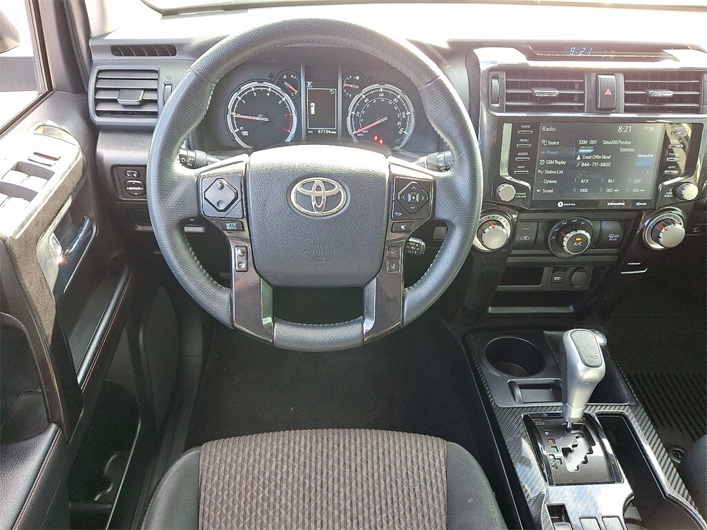2023 Toyota 4Runner TRD Off-Road photo 2