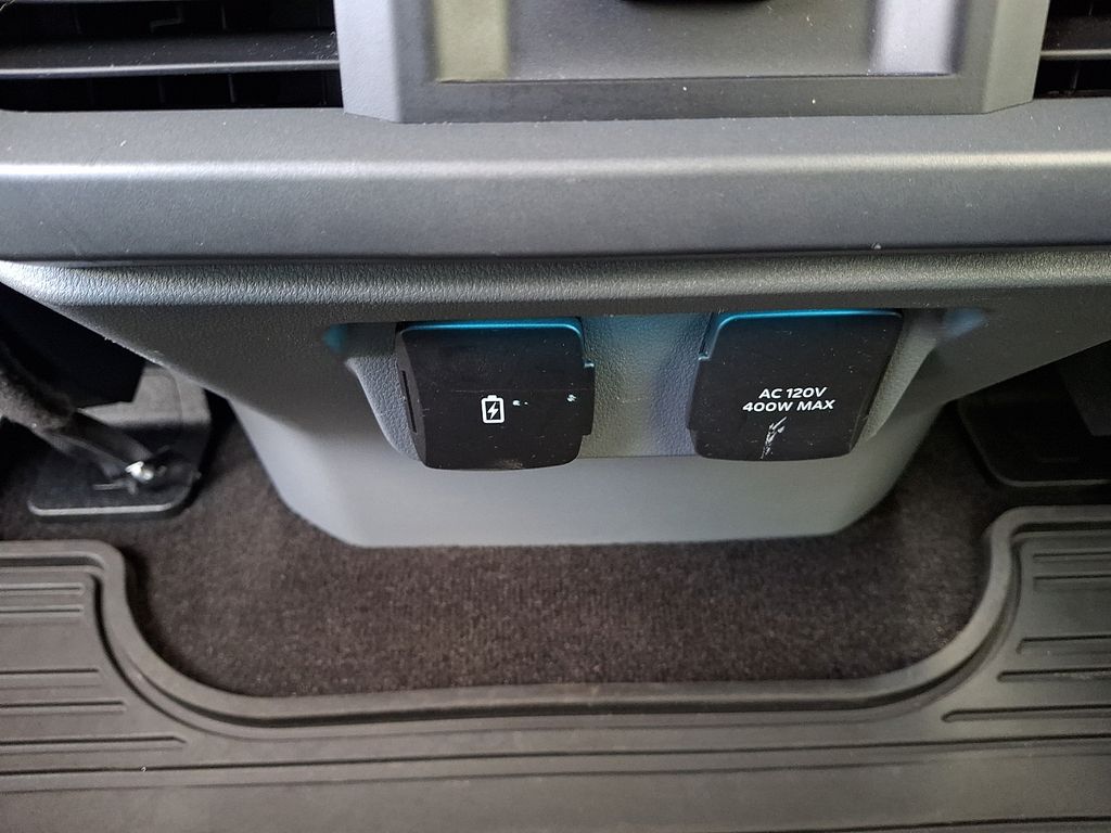 2022 Ford F-150 XLT - Photo 16