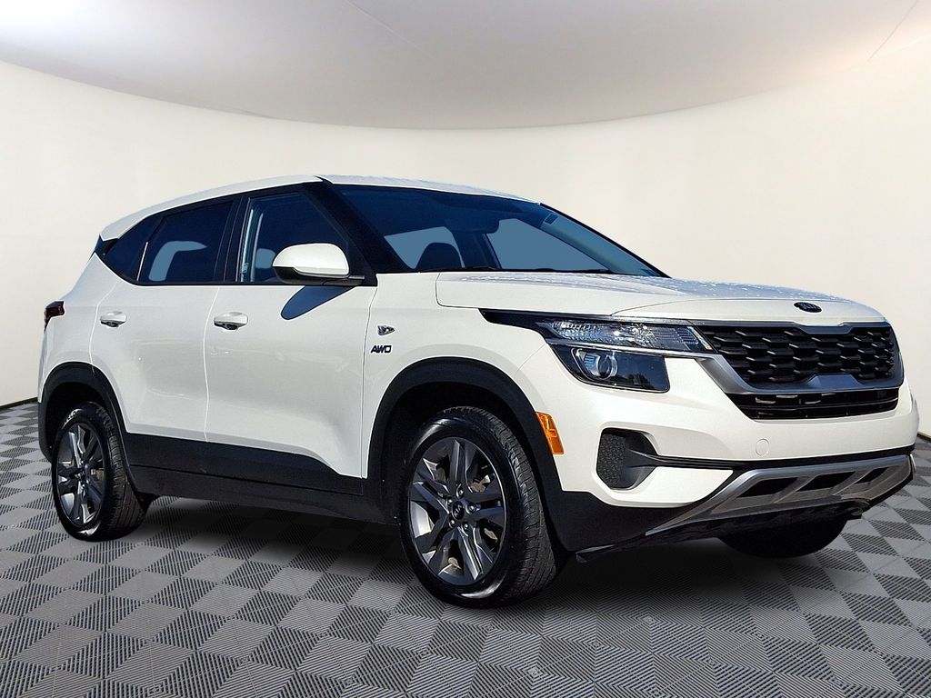 2021 Kia Seltos 2.0 LX AWD's photo