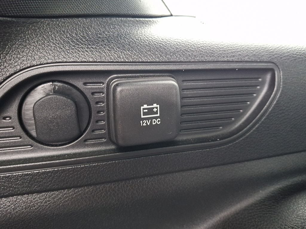 2023 Jeep Grand Cherokee Altitude - Photo 31