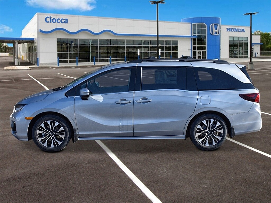 2026 Honda Odyssey Elite photo 2