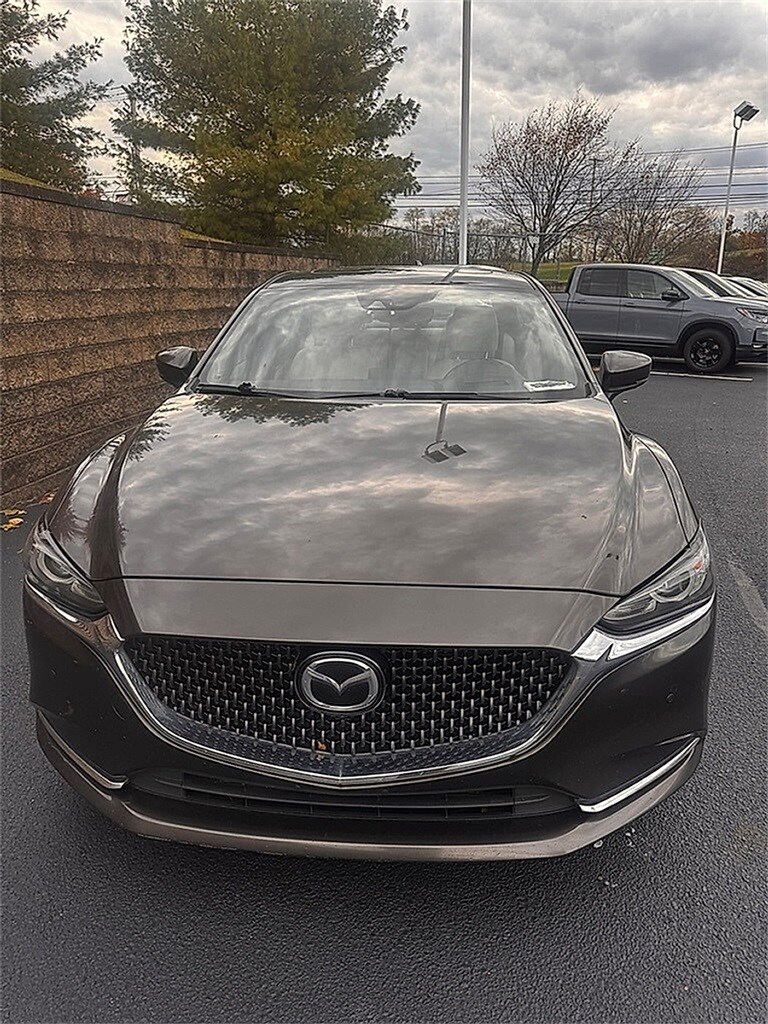 2018 Mazda Mazda6 Signature photo 3