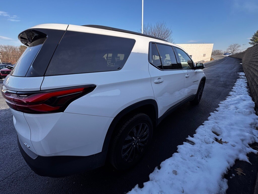 Used 2023 Chevrolet Traverse RS SUV