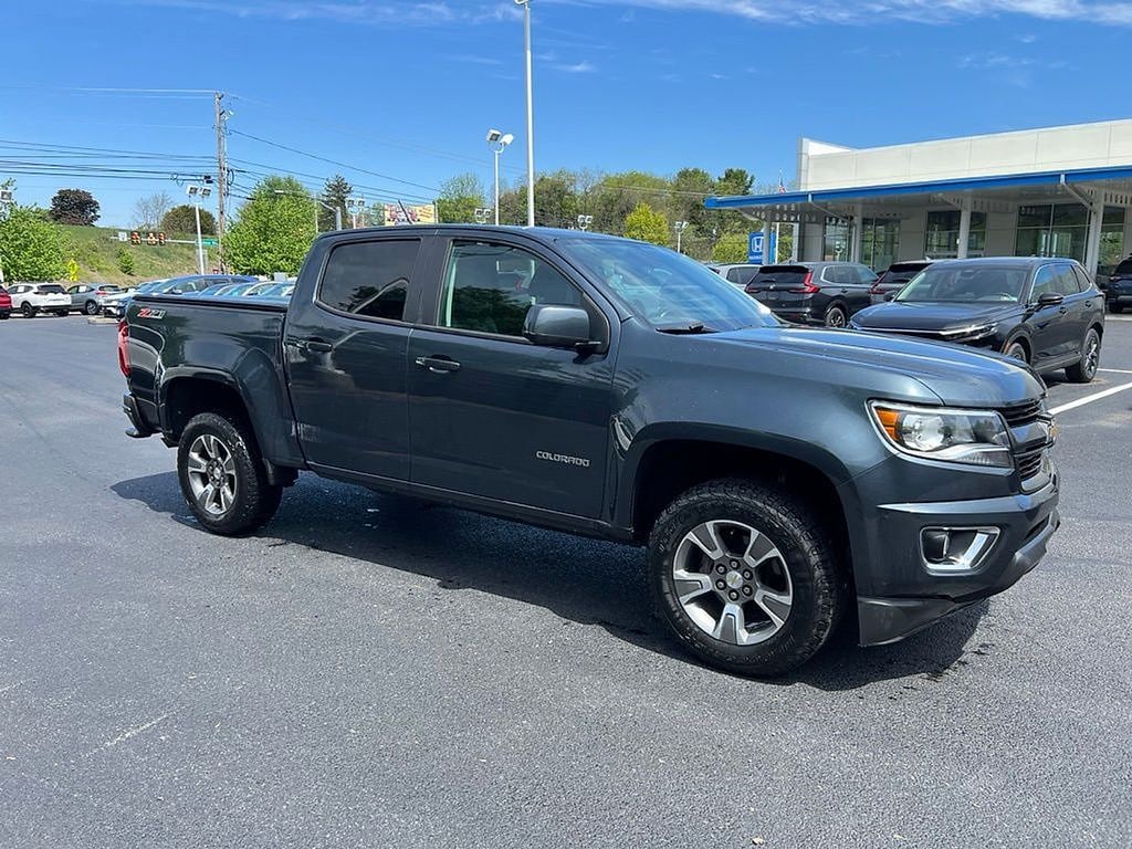 Used 2019 Chevrolet Colorado Z71 Truck Crew Cab
