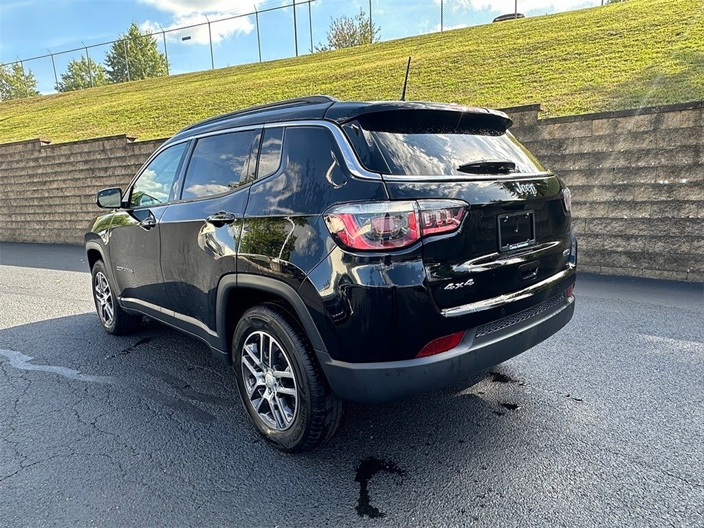 2019 Jeep Compass Latitude photo 4