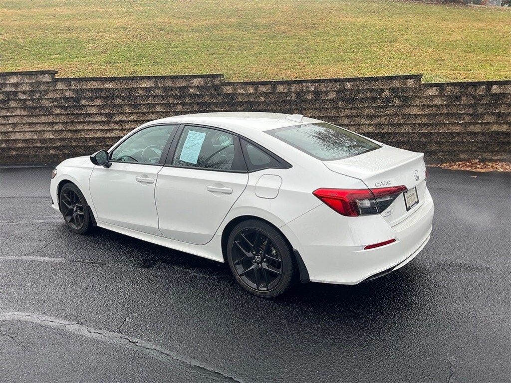 2023 Honda Civic Sport photo 4