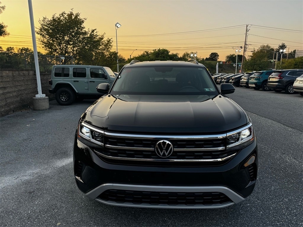 Used 2023 Volkswagen Atlas SE with VIN 1V2LP2CA3PC508897 for sale in Harrisburg, PA