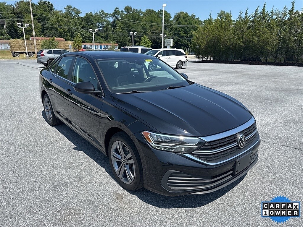 2022 Volkswagen Jetta 1.5T SE photo 3