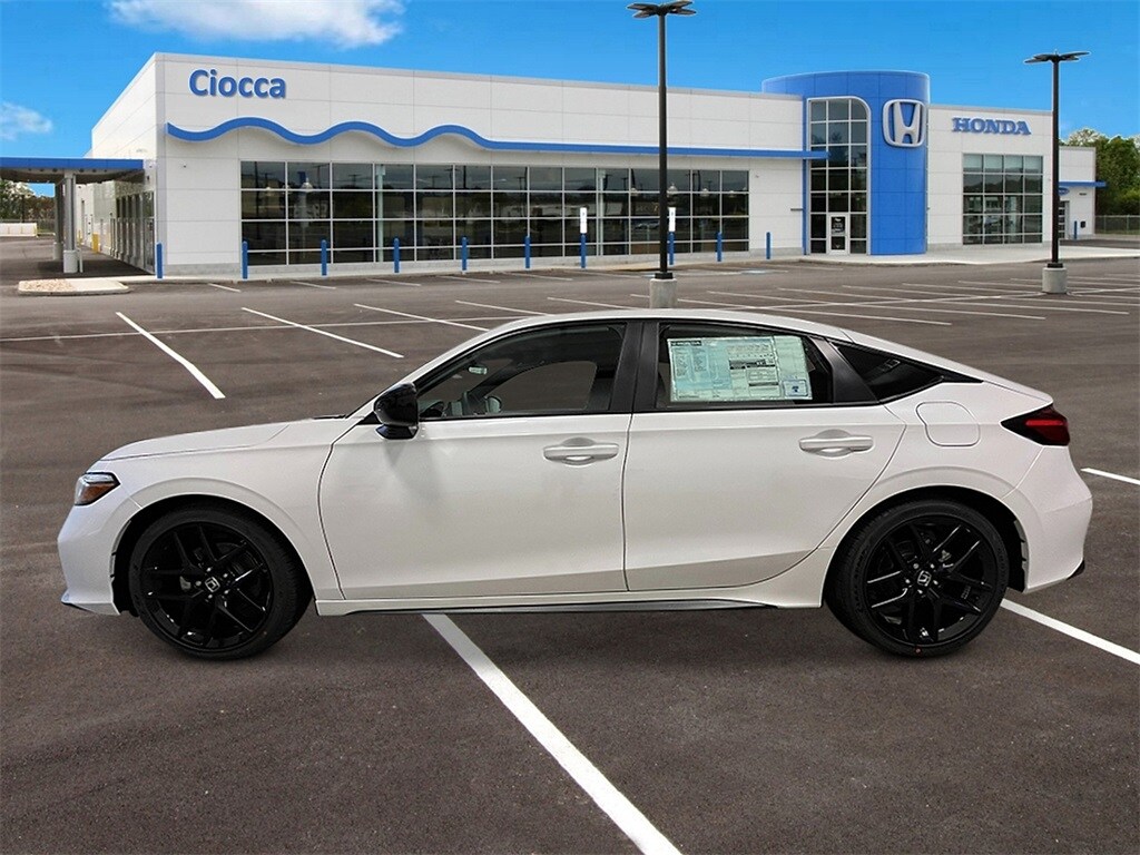 2026 Honda Civic Sport Hatchback photo 2