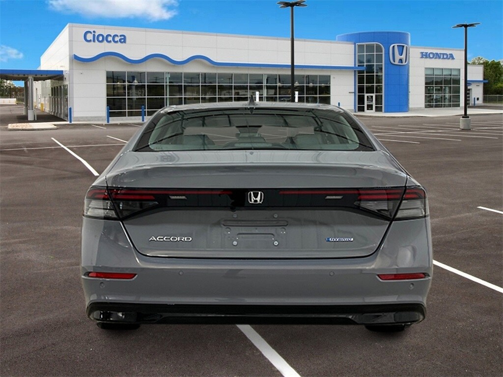 2025 Honda Accord Hybrid EX-L photo 3