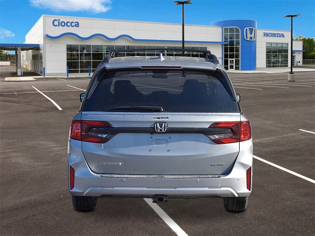 2026 Honda Odyssey Elite photo 4
