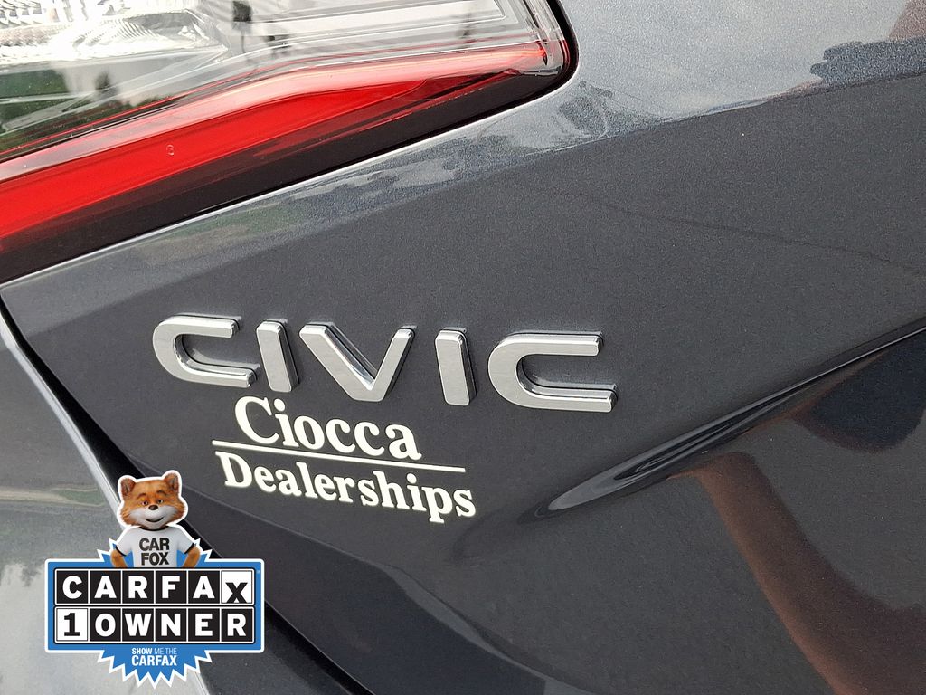 2024 Honda Civic Hatchback LX - Photo 31