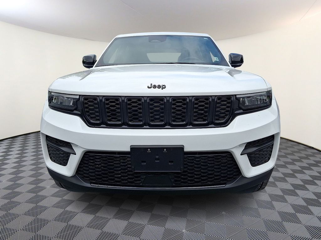 2023 Jeep Grand Cherokee Altitude - Photo 5