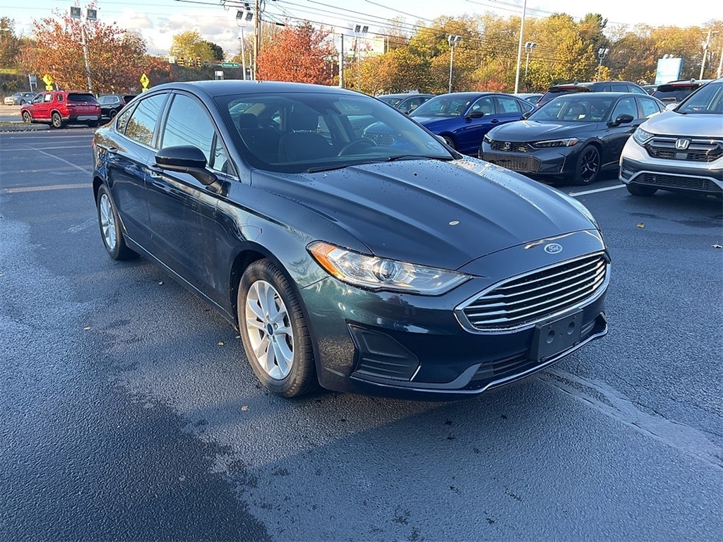 Used 2020 Ford Fusion SE Sedan