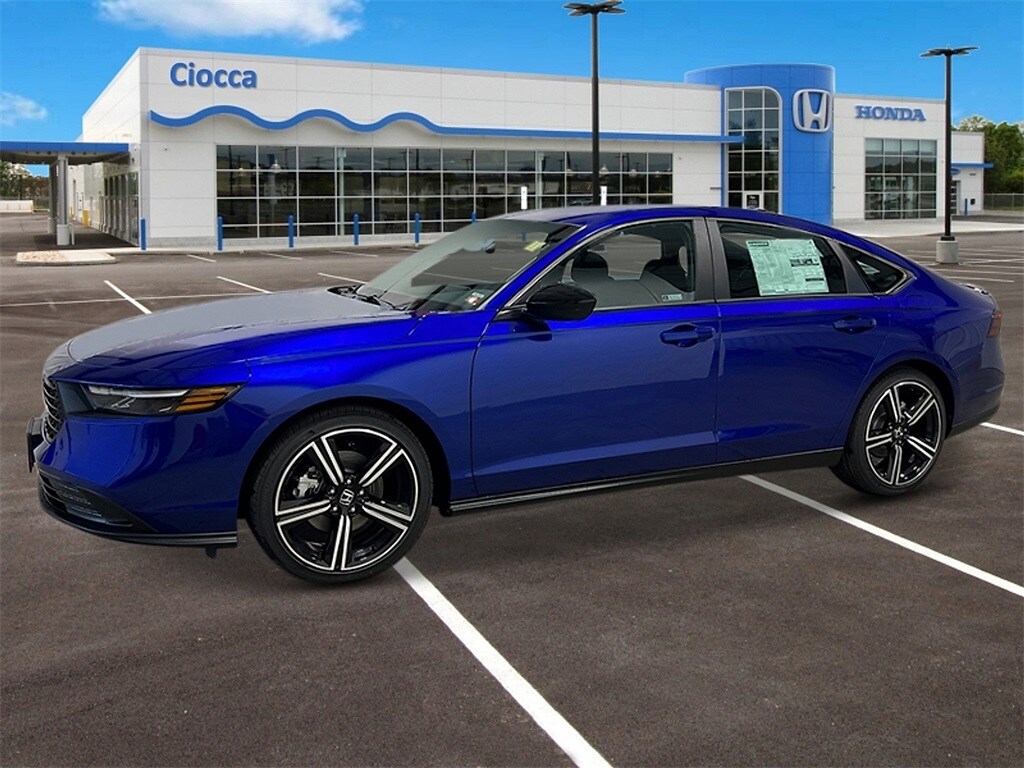 2025 Honda Accord Hybrid Sport photo 2