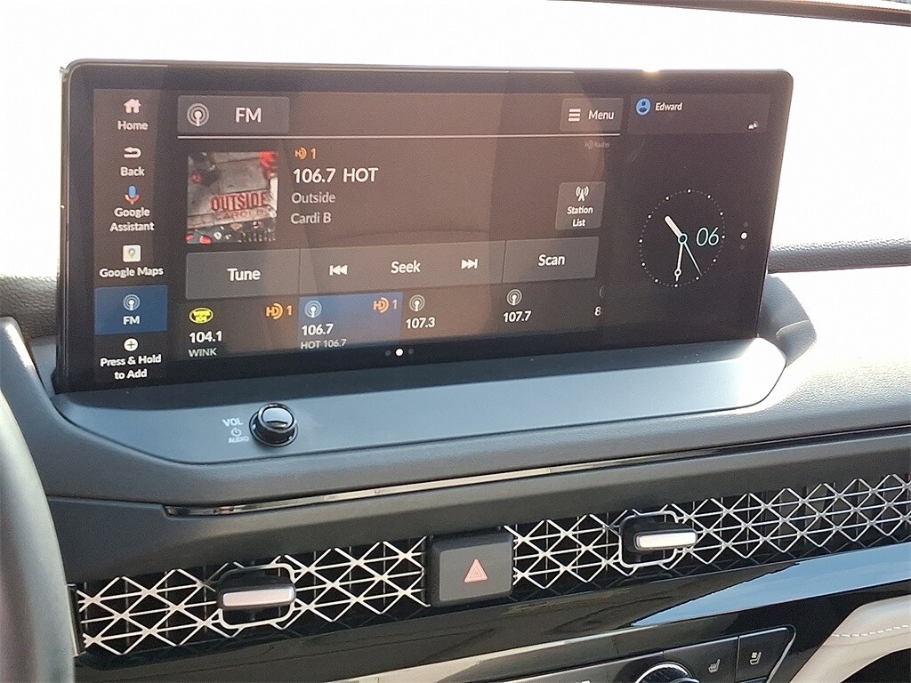 2023 Honda Accord Hybrid Touring photo 3