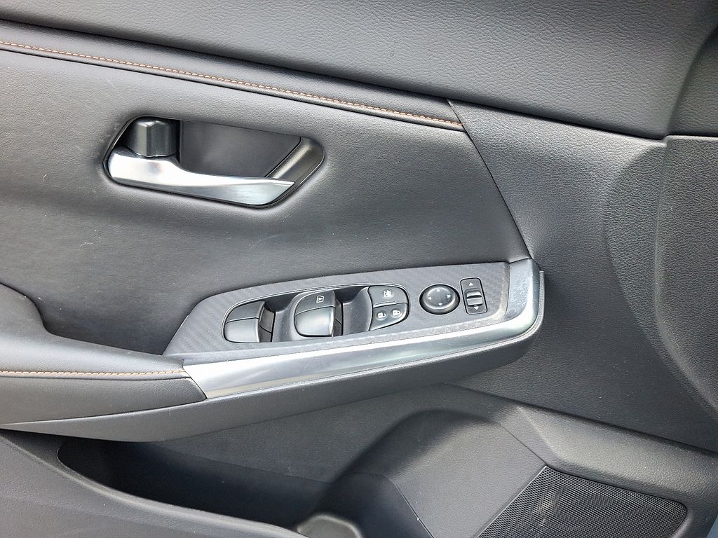2024 Nissan Sentra SR - Photo 14