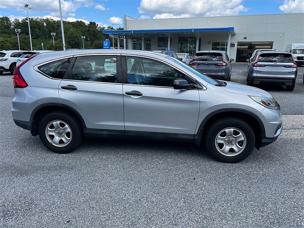 2016 Honda CR-V LX photo 4
