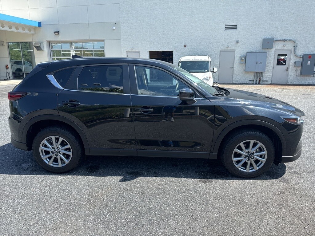 2023 Mazda CX-5 2.5 Select photo 4