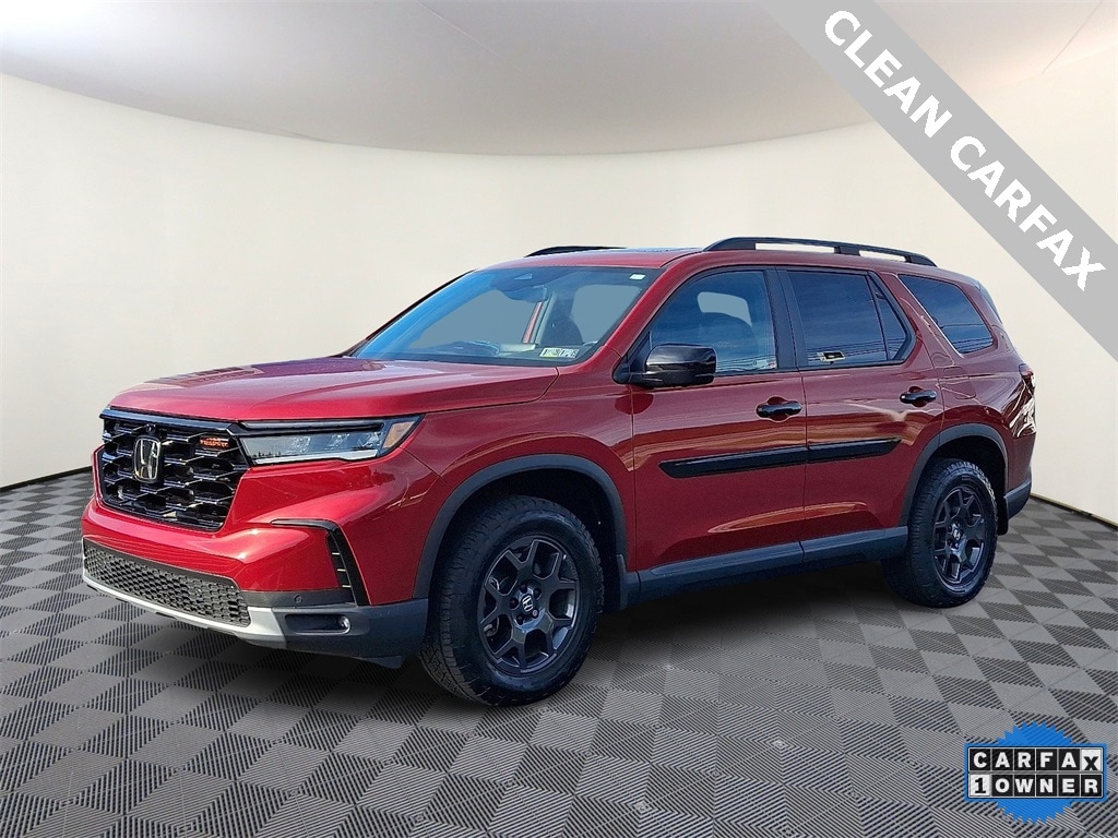Used 2023 Honda Pilot TrailSport SUV