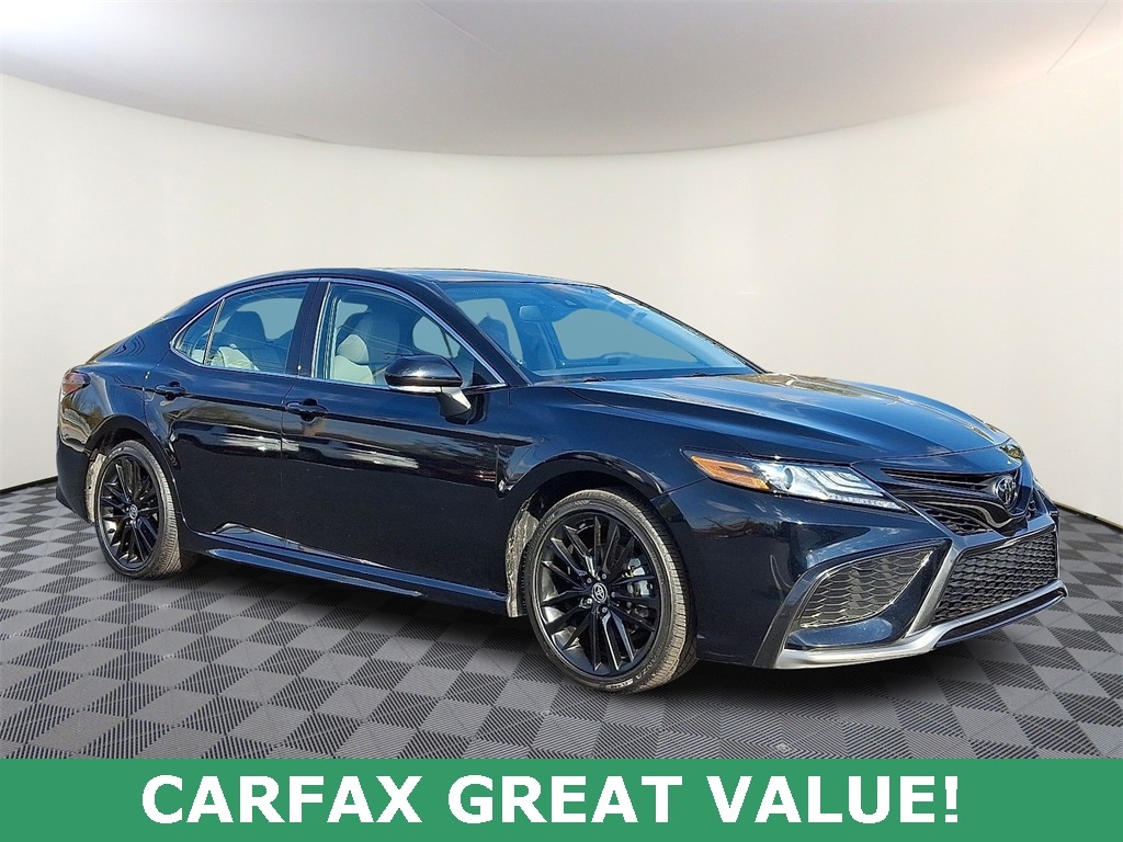 2023 Toyota Camry XSE's photo