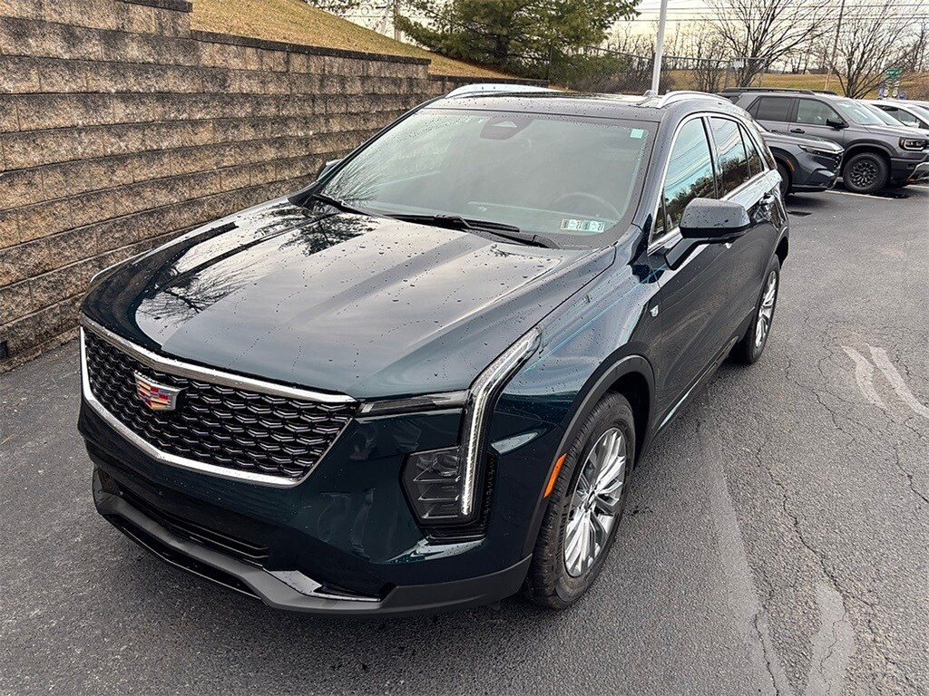 Used 2025 CADILLAC XT4 Premium Luxury SUV