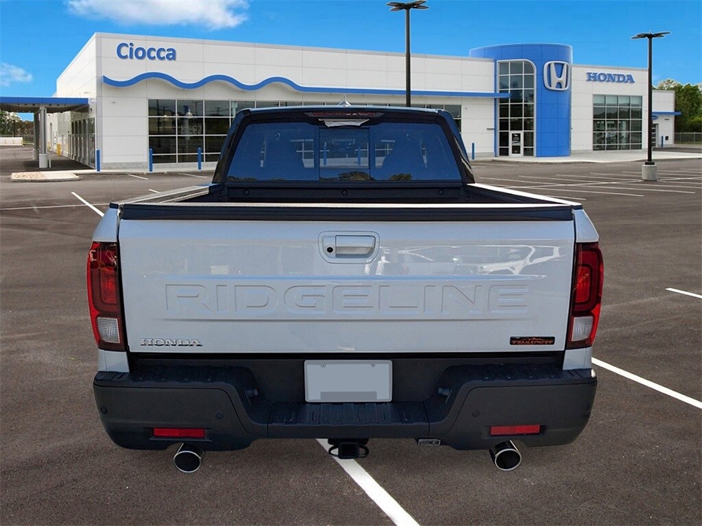 2025 Honda Ridgeline TrailSport photo 4