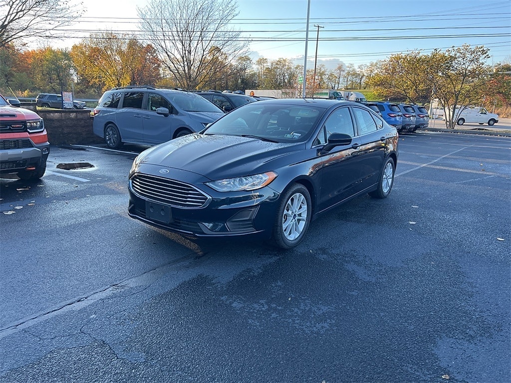Used 2020 Ford Fusion SE Sedan