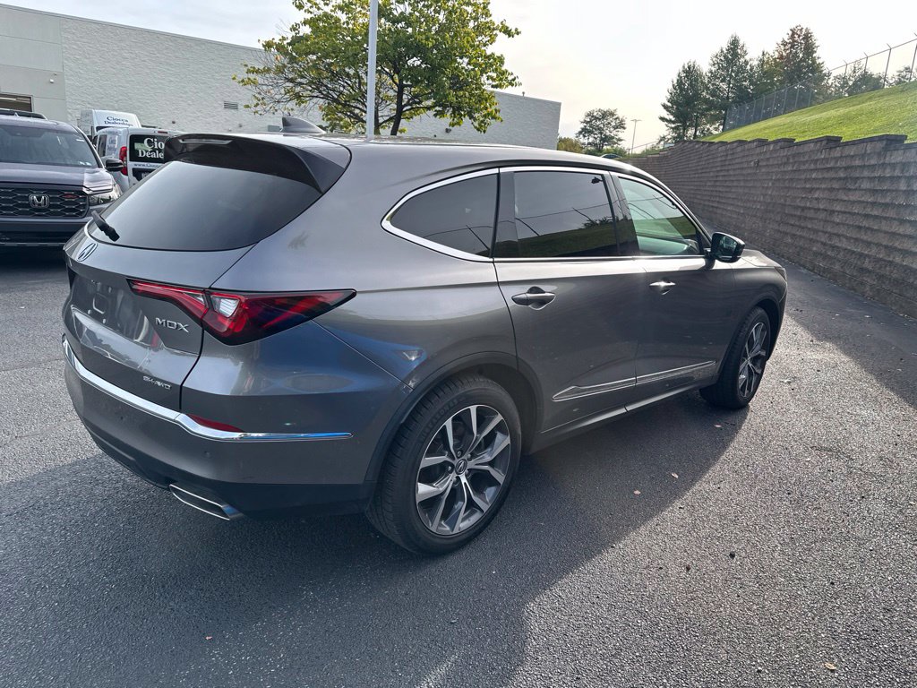 Used 2022 Acura MDX SH-AWD with Technology Package SUV