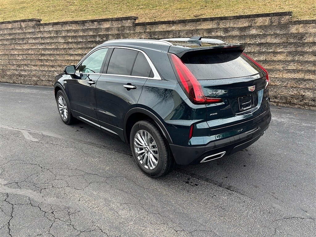 Used 2025 CADILLAC XT4 Premium Luxury SUV