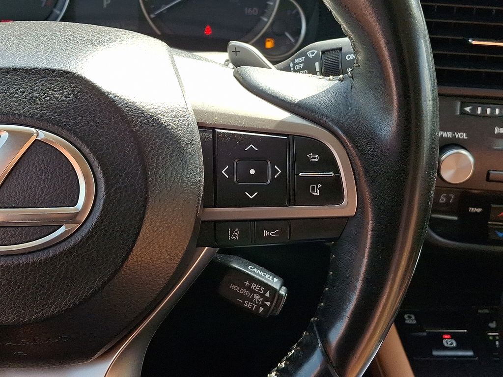 2021 Lexus RX 350 - Photo 23