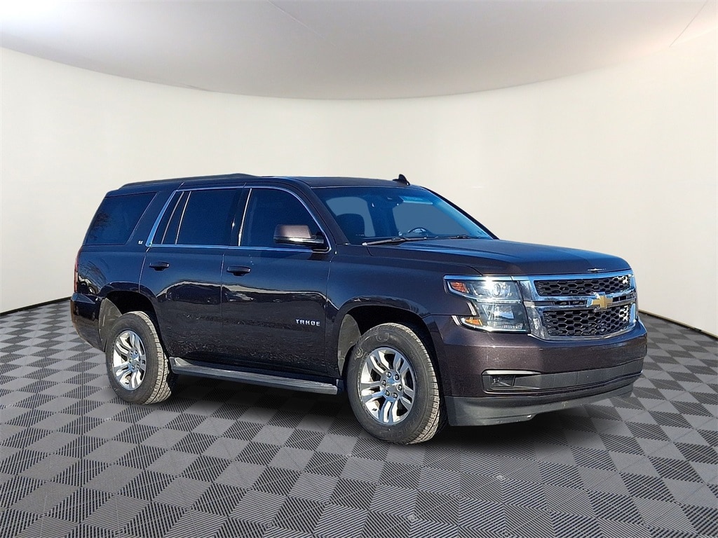 2016 Chevrolet Tahoe LT's photo