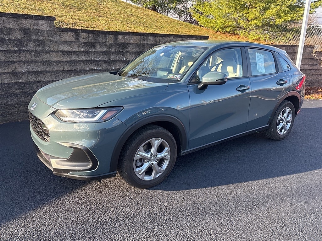 Used 2025 Honda HR-V LX SUV